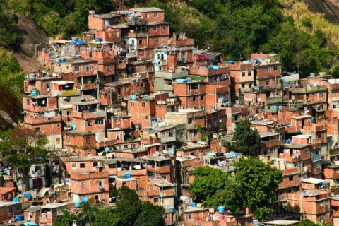 Censo revela quais são as 20 maiores favelas do país; veja a lista